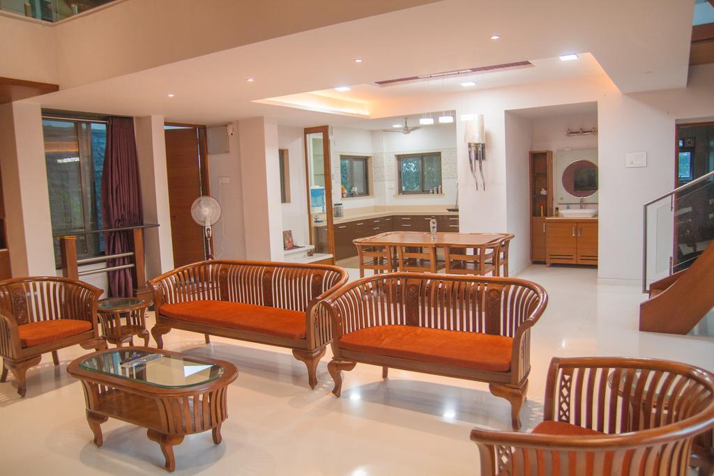 Gulmohar - Luxurious Penthouse Family Rooms Kolhapur Luaran gambar