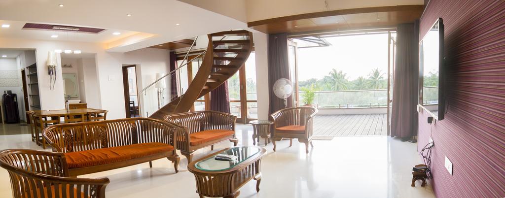 Gulmohar - Luxurious Penthouse Family Rooms Kolhapur Luaran gambar